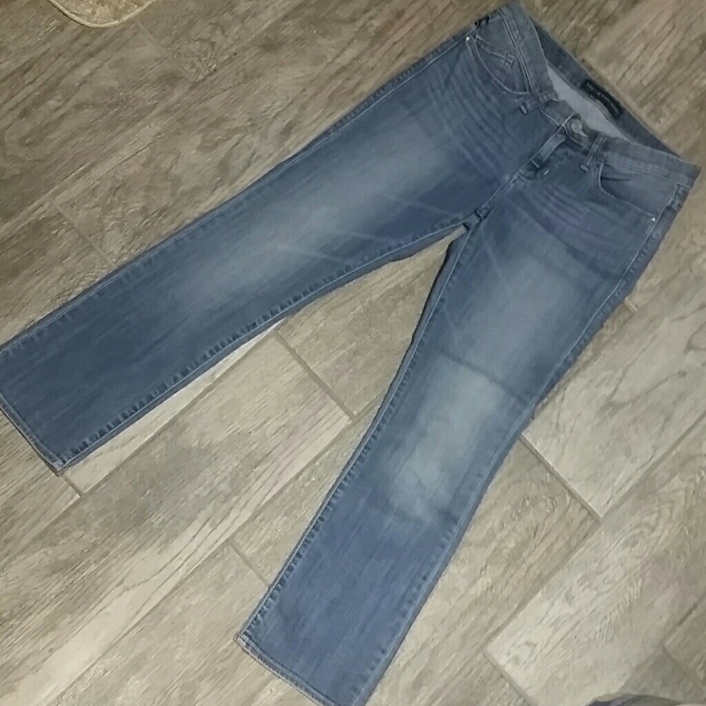 Rock and Republic Cropped Jeans - Picture 4 of 7